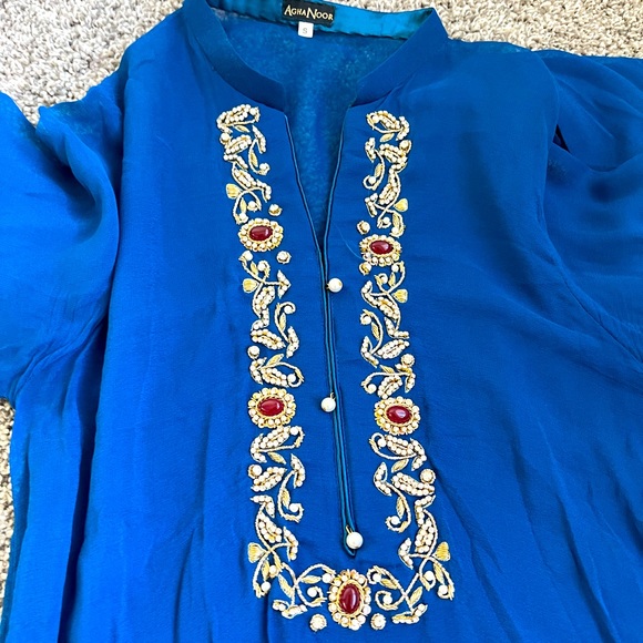 Pakistani designer kurti, brand new with no tags. - Picture 1 of 5